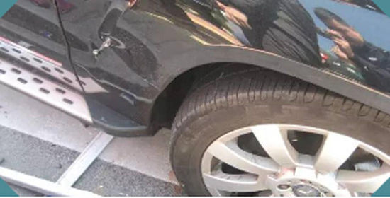 壕!女大学生借凯迪拉克在珠海连撞奔驰宝马