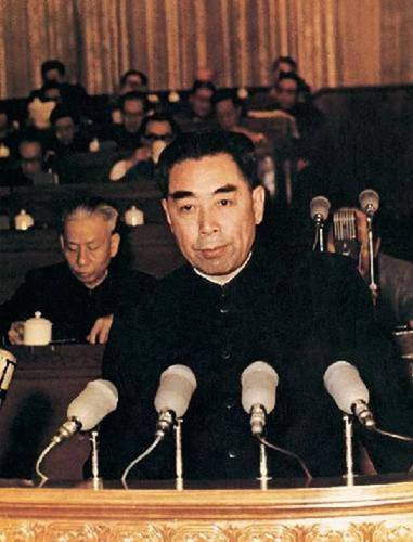 周恩来（中国人民政治协商会议第二、第三、第四届全国委员会主席）