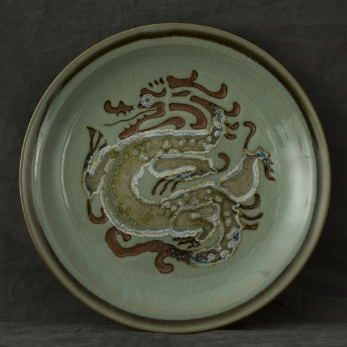 哥窑龙纹盘1 哥窑龙纹盘1