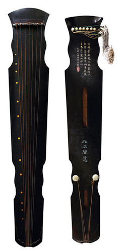 北宋 宋徽宗御制清乾隆御铭“松石间意”琴 北宋 宋徽宗御制清乾隆御铭“松石间意”琴