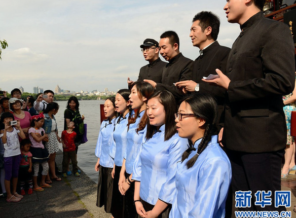 1110847371_41n 1110847371_41n