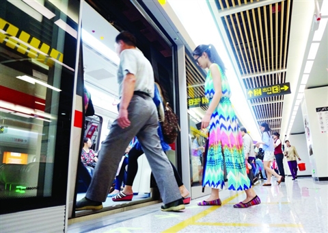 20305413_590184 20305413_590184