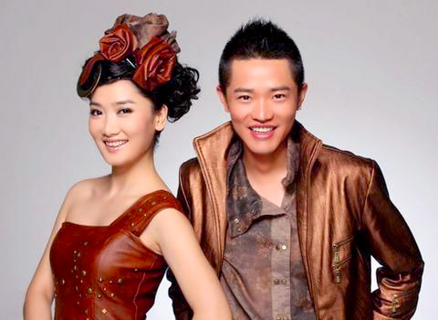 “凤凰传奇”玲花力挺广场舞 微博怒斥美媒2 “凤凰传奇”玲花力挺广场舞 微博怒斥美媒2