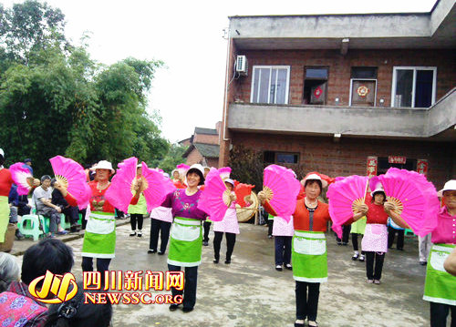 1403777806645 1403777806645