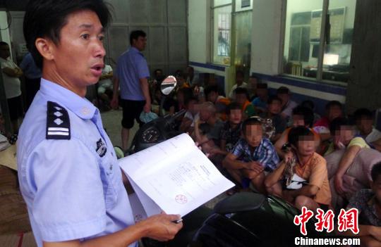 吴镇全 摄 吴镇全 摄