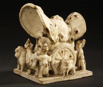 唐·白釉褐彩轿车 唐·白釉褐彩轿车