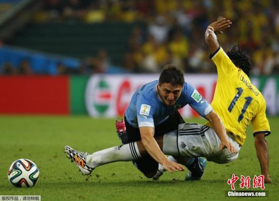 夸德拉多在比赛中(右)。 夸德拉多在比赛中(右)。