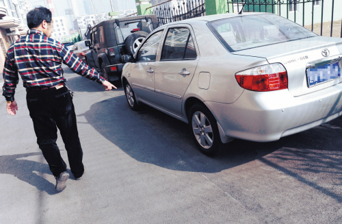 13075557_982015 13075557_982015