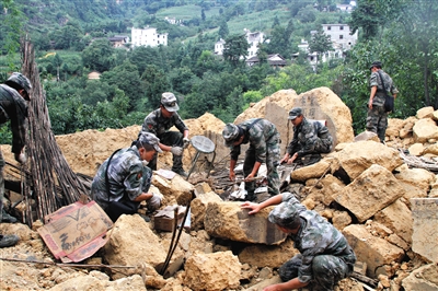 鲁甸地震土坯房3 鲁甸地震土坯房3