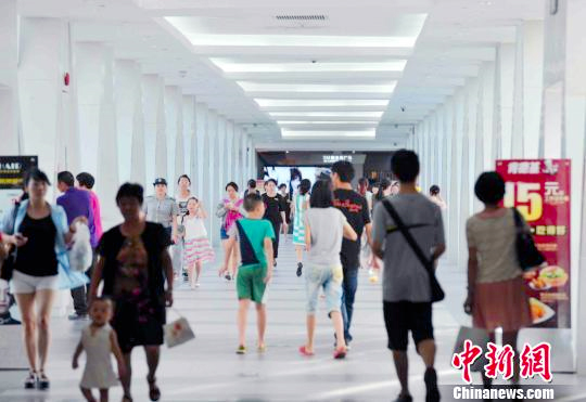 厦门豪华天桥造价1500万元-2