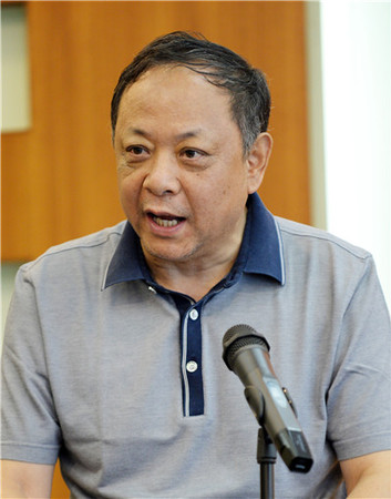 08国务院发展研究中心研究员、企业所原所长陈小洪_副本