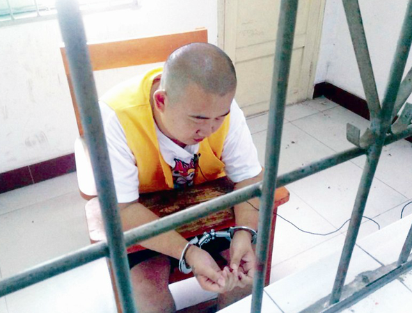 　卖淫团伙头目倪某落网。