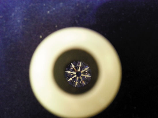 切工镜下的“八箭八心”  切工镜下的“八箭八心”