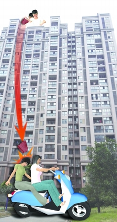 两个孩子就是在这幢楼的楼顶往楼下扔东西。张叶 制图