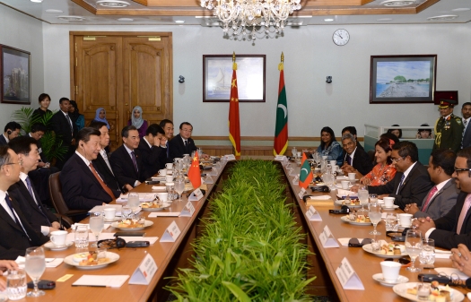 习近平同马尔代夫总统亚明举行会谈1 习近平同马尔代夫总统亚明举行会谈1