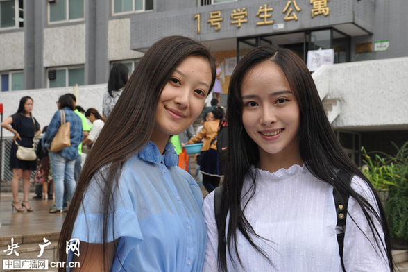 北影副校长回应表演系学生“撞脸” 符合培养目标3 北影副校长回应表演系学生“撞脸” 符合培养目标3