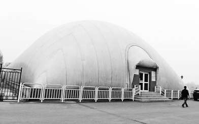 海淀外国语实验学校气膜体育馆外观  海淀外国语实验学校气膜体育馆外观