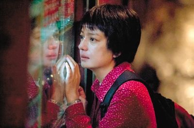 戏中   李红琴(赵薇饰演) 戏中   李红琴(赵薇饰演)