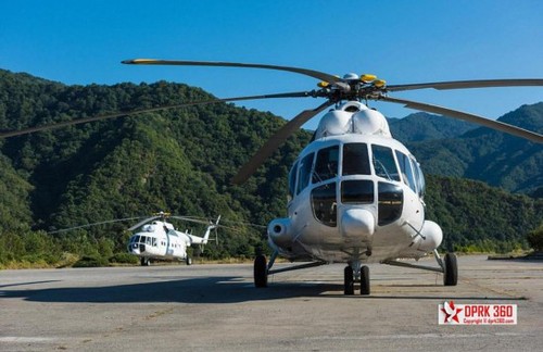 亚兰还乘坐了一架高丽航空的米-17直升机。