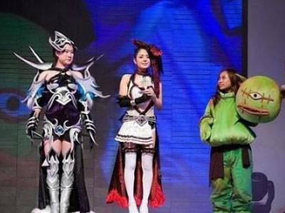 凤姐芙蓉互黑 凤姐芙蓉互黑