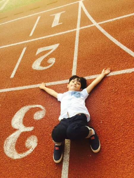 温柔小正太陈思成受欢迎