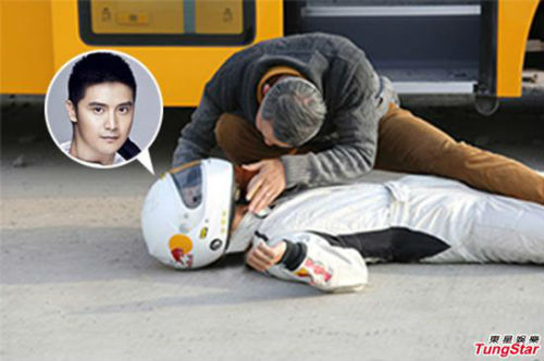 田亮受伤躺地 田亮受伤躺地