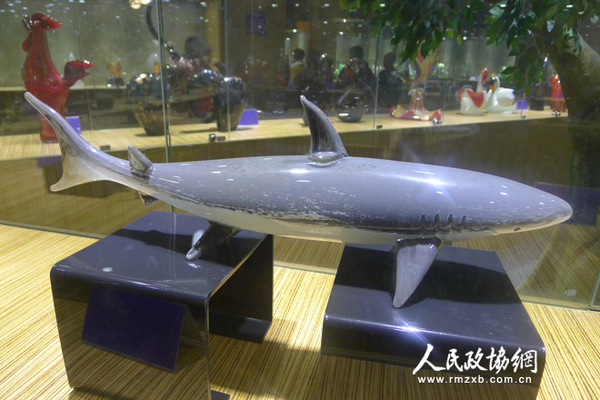 博山现代琉璃制品四_副本 博山现代琉璃制品四_副本