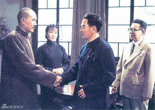 《西安事变》中的孙飞虎和太太戴辉瑶06