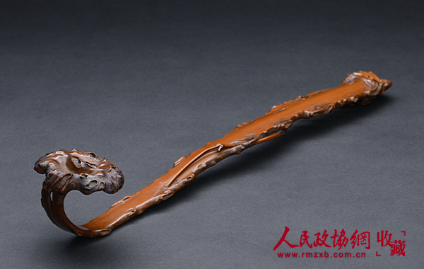 清早期 竹雕过枝灵芝如意_副本 清早期 竹雕过枝灵芝如意_副本