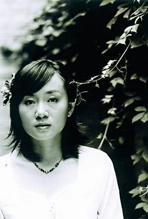 安妮宝贝(现笔名为庆山)资料图 安妮宝贝(现笔名为庆山)资料图