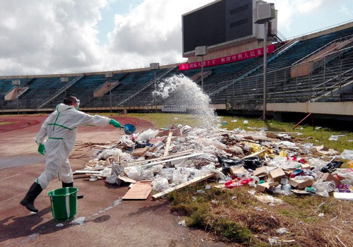 解放军医疗队利比里亚抗埃-“满月”成绩斐然3 解放军医疗队利比里亚抗埃-“满月”成绩斐然3