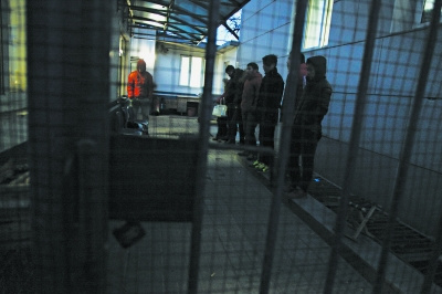 2014122114582 2014122114582