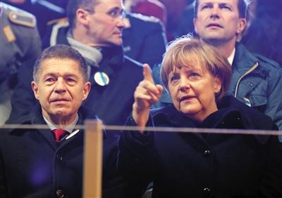 W020150104182251549277 W020150104182251549277