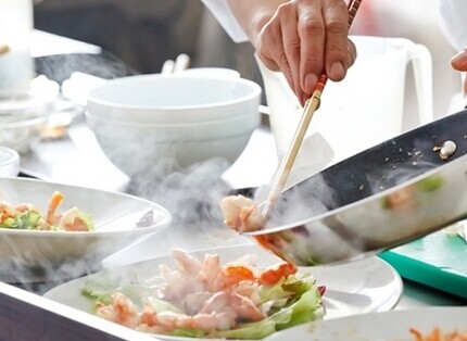 重庆叫停烟熏腊肉 厨房污染也别轻视2 重庆叫停烟熏腊肉 厨房污染也别轻视2