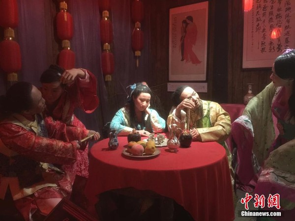 长沙一蜡像馆逼真还原古代青楼女子3