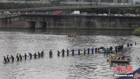 e1e00b778d8941afa19a5064bc10a86a e1e00b778d8941afa19a5064bc10a86a