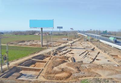 朱仓M722东汉陵园遗址考古工地全景 朱仓M722东汉陵园遗址考古工地全景