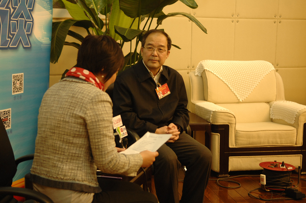 吉林省政协主席黄燕明接受本网专访6 吉林省政协主席黄燕明接受本网专访6