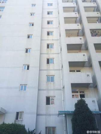 人大一学生跳楼身亡-系半年内第2次跳楼事件3 人大一学生跳楼身亡-系半年内第2次跳楼事件3