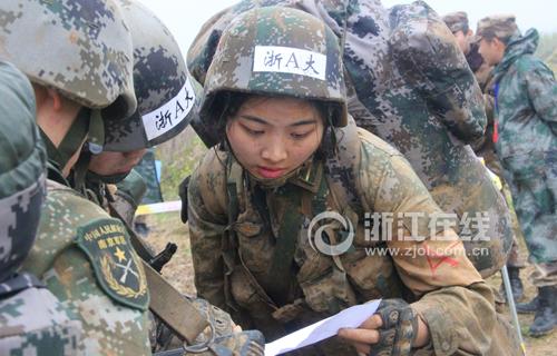 刘丽雅参加2014年军区签约高校国防生暑期基地化集训 刘丽雅参加2014年军区签约高校国防生暑期基地化集训