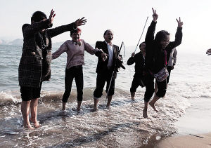 盲人们感受大海 盲人们感受大海