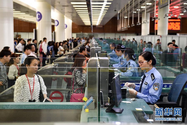 深圳居民赴港“一签多行”改“一周一行”4 深圳居民赴港“一签多行”改“一周一行”4