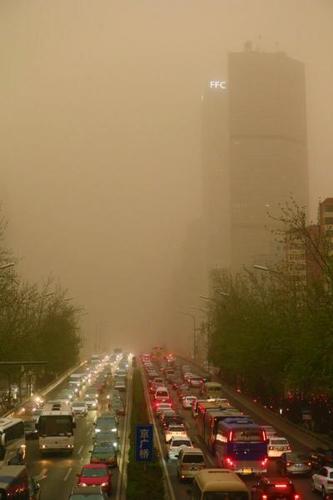 法制晚报记者 林晖 张颖川 法制晚报记者 林晖 张颖川