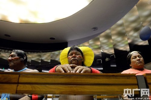 W020150417404308842340