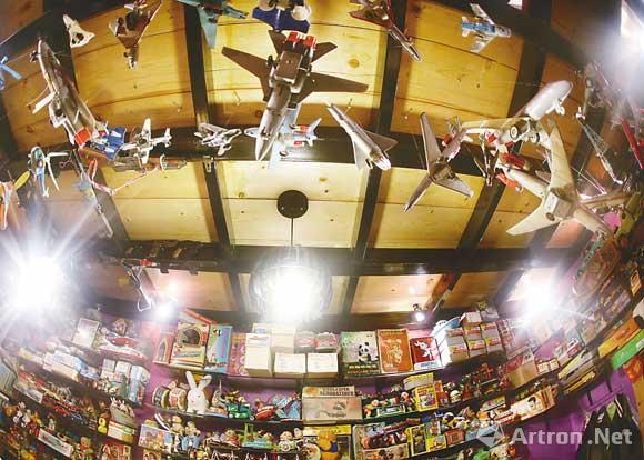 图注:1500多件的玩具已经充满了这个小小的博物馆 图注:1500多件的玩具已经充满了这个小小的博物馆