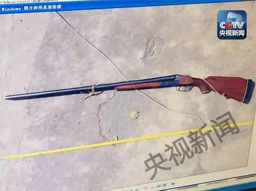犯罪嫌疑人行凶使用的“鹰牌”双筒猎枪。