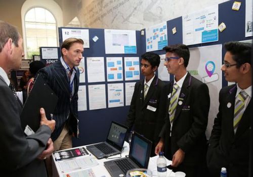 1443354931-0 1443354931-0