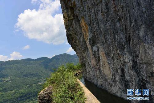 2693ee4fcdd241cba6a59420a56babe4