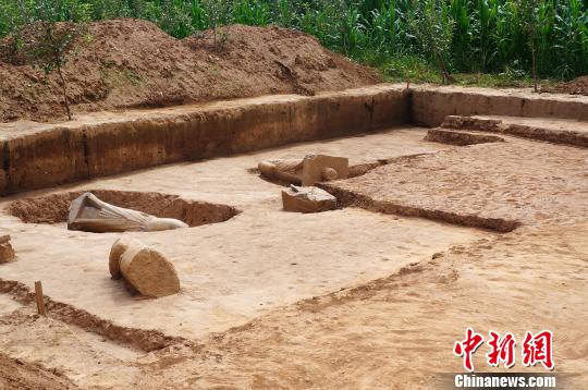 唐敬宗庄陵发现的番酋像 唐敬宗庄陵发现的番酋像