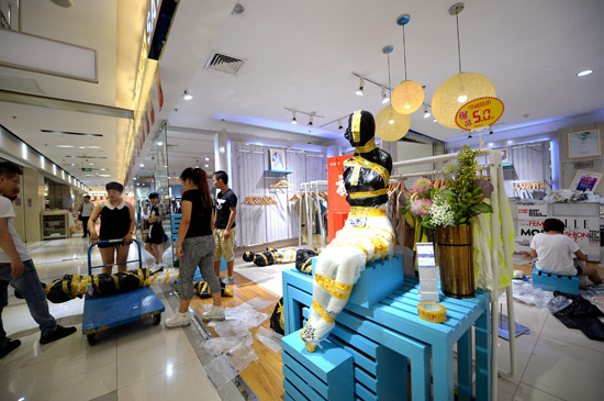 1437946233777_1 1437946233777_1